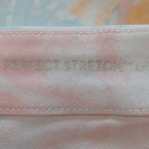 Chicos Girlfriend Slim Leg Capri Pants Size 00/XS Pastel Tie Dye Perfect Stretch - Picture 5 of 10